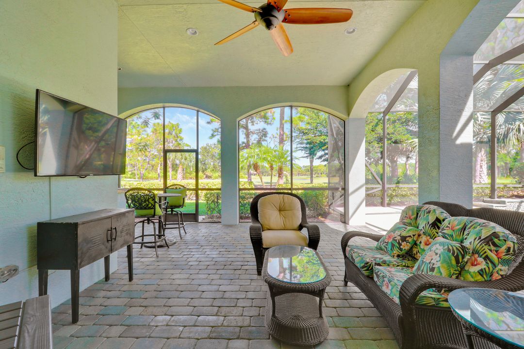 For Sale: $1,100,000 (4 beds, 4 baths, 3882 Square Feet)