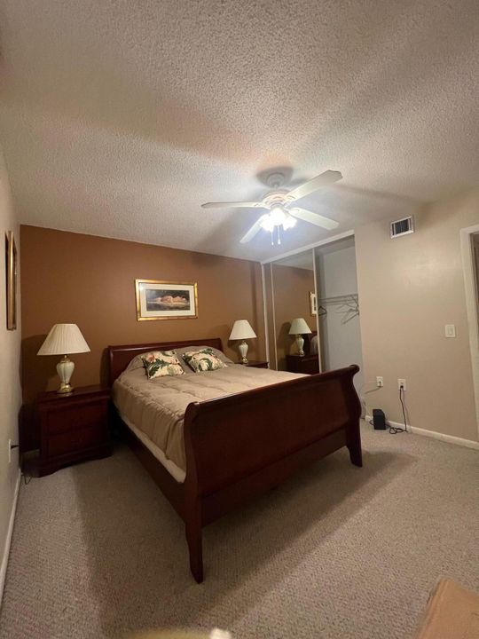 En Venta: $229,900 (2 camas, 2 baños, 1437 Pies cuadrados)