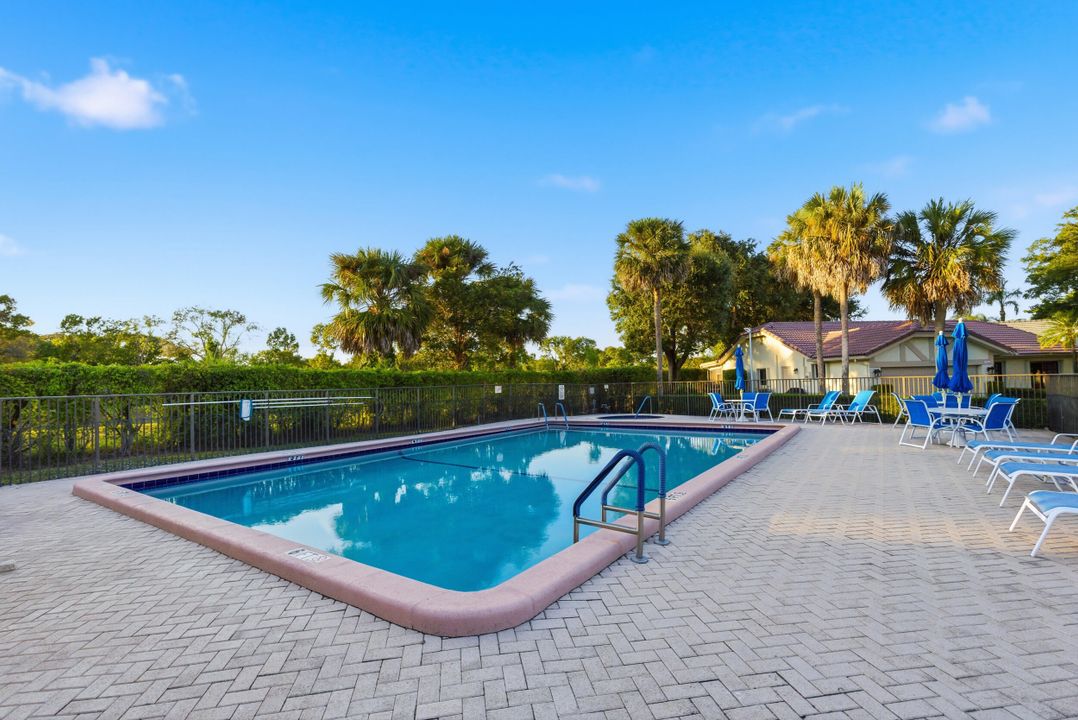 En Venta: $448,000 (3 camas, 2 baños, 1895 Pies cuadrados)