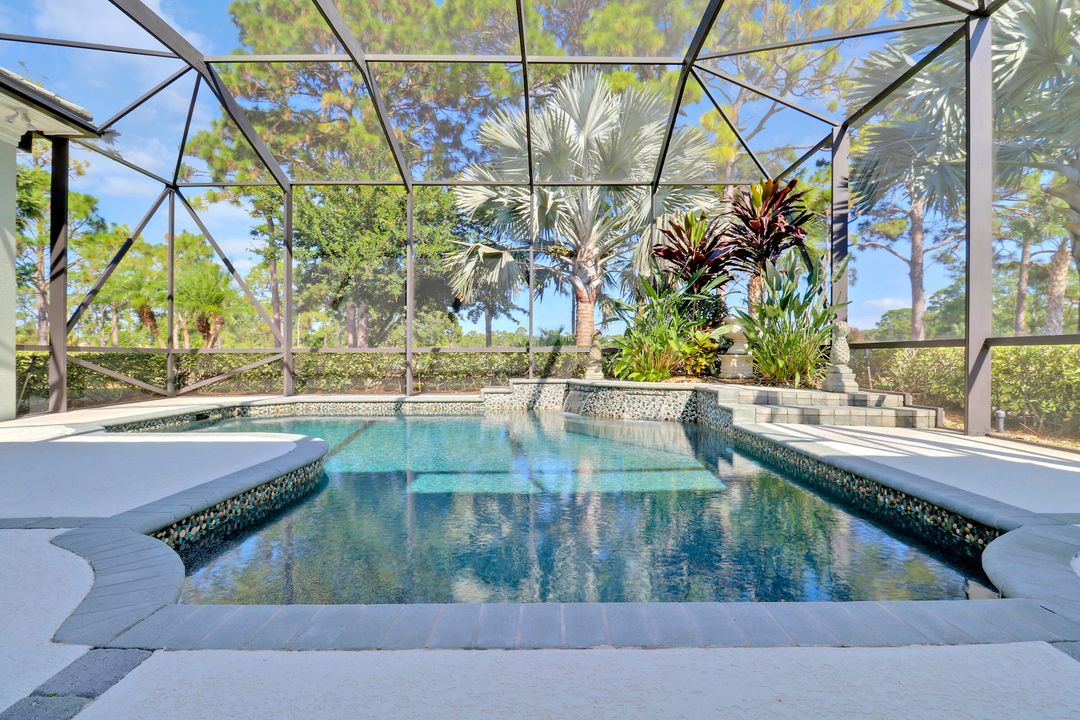 For Sale: $1,100,000 (4 beds, 4 baths, 3882 Square Feet)