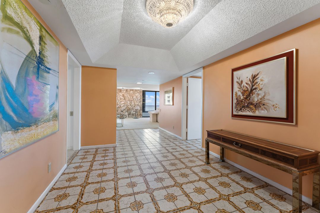 For Sale: $2,399,950 (3 beds, 2 baths, 2554 Square Feet)