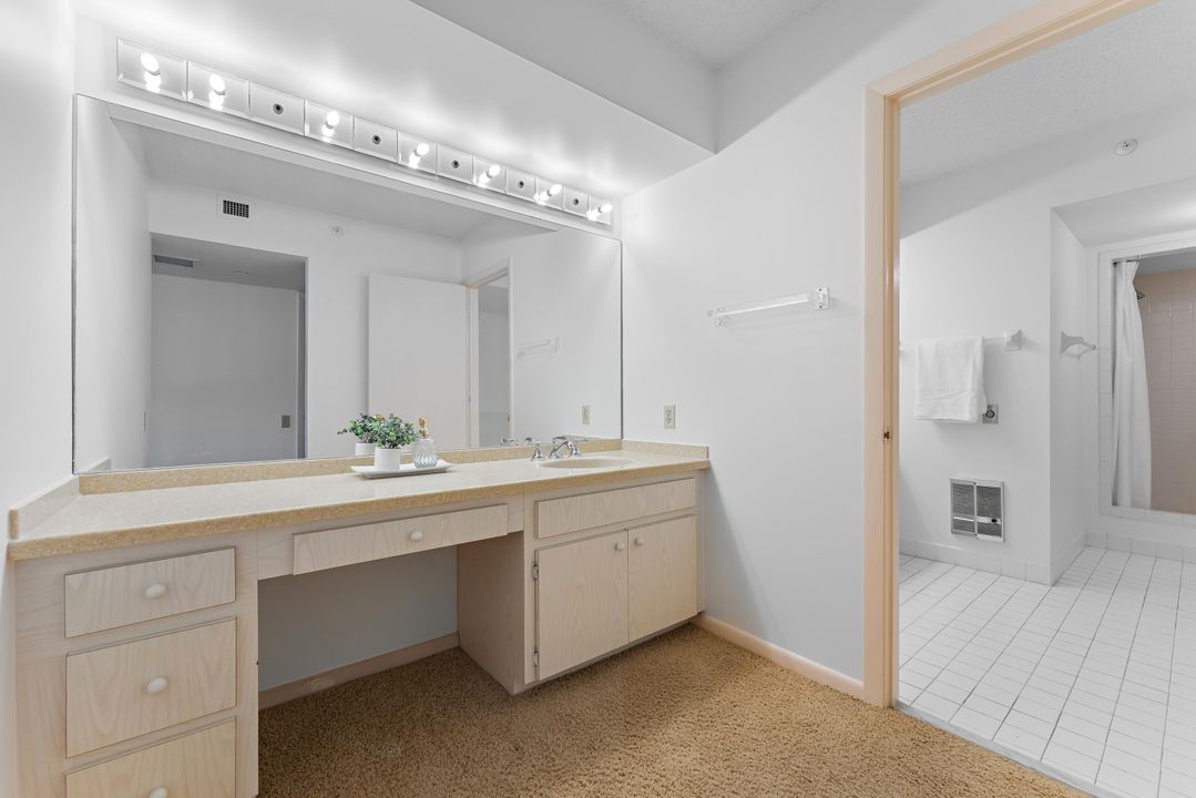 For Sale: $2,399,950 (3 beds, 2 baths, 2554 Square Feet)