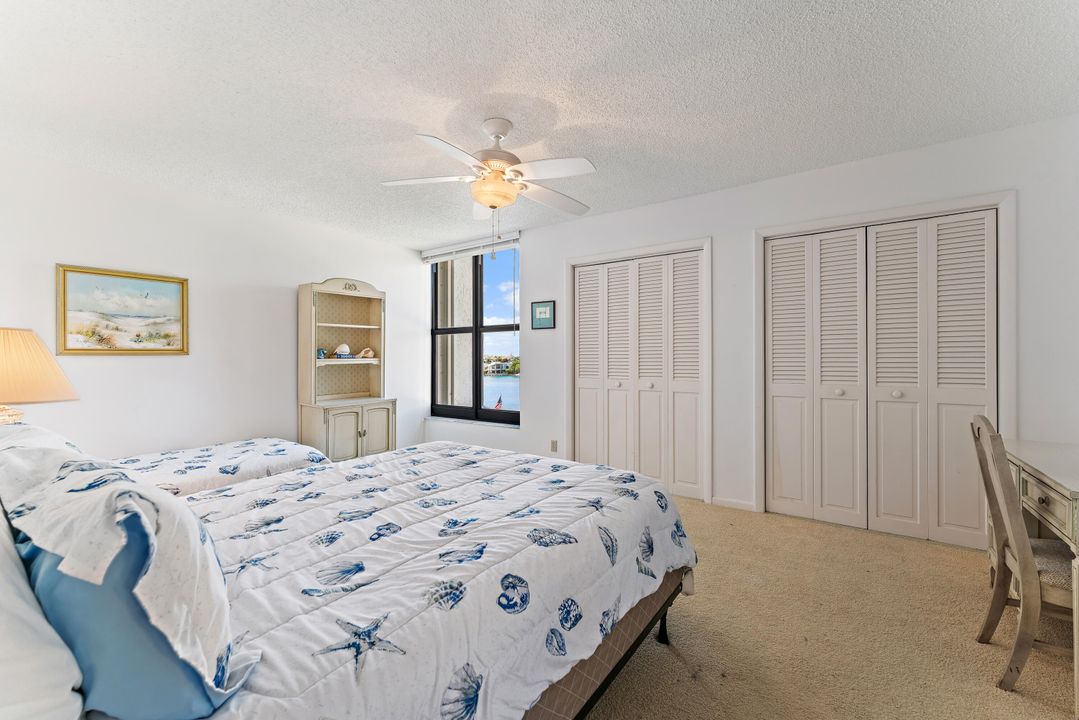 For Sale: $2,399,950 (3 beds, 2 baths, 2554 Square Feet)