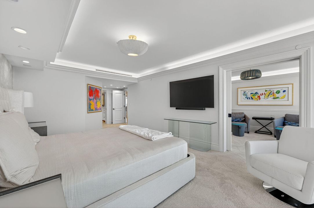 For Sale: $3,750,000 (3 beds, 3 baths, 2792 Square Feet)