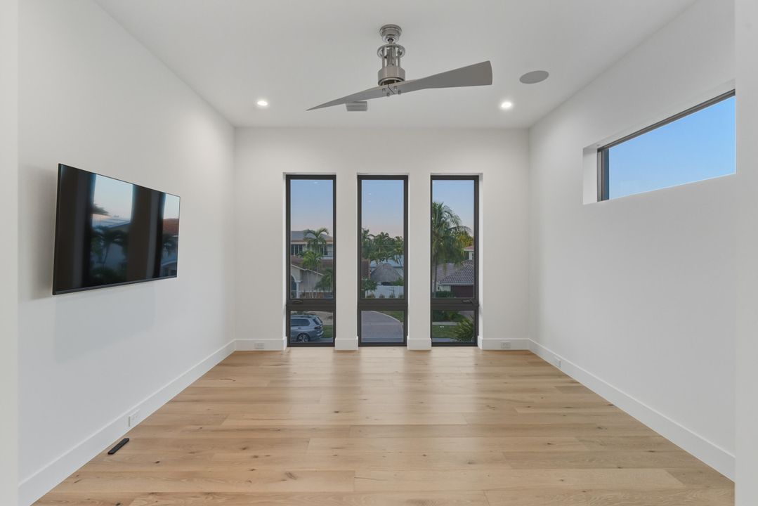 En Venta: $6,690,000 (5 camas, 6 baños, 5443 Pies cuadrados)