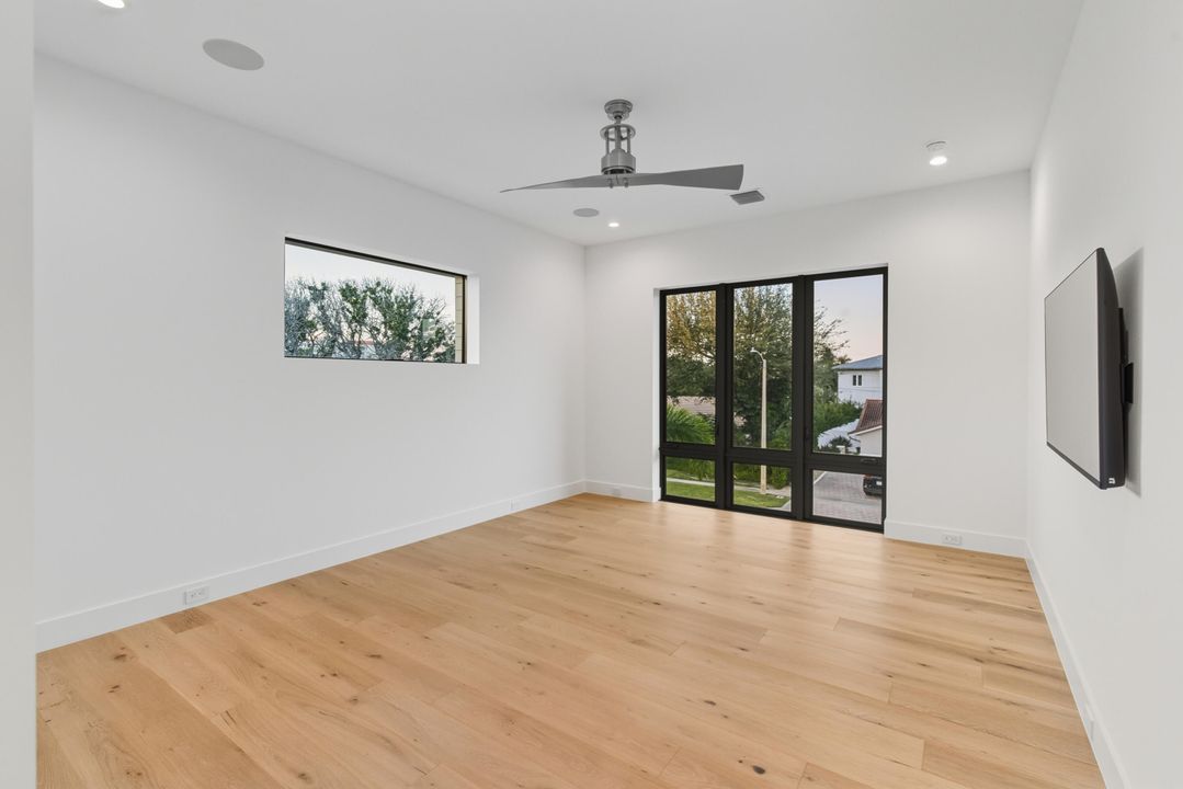 En Venta: $6,690,000 (5 camas, 6 baños, 5443 Pies cuadrados)