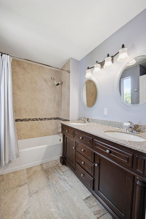 For Sale: $574,900 (4 beds, 2 baths, 2299 Square Feet)