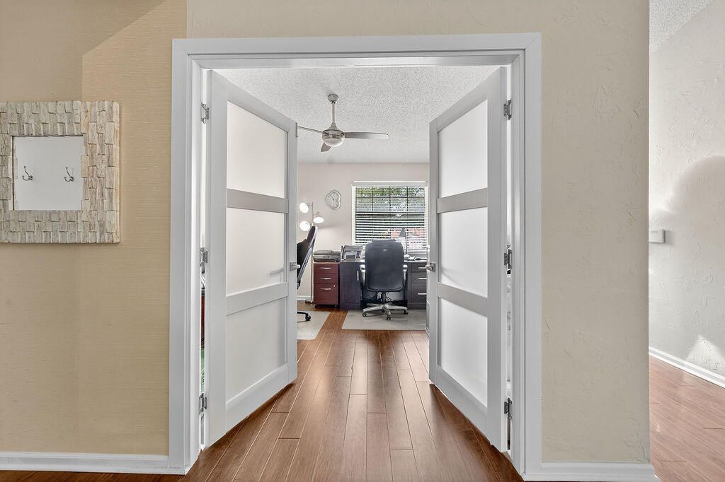 For Rent: $3,700 (2 beds, 2 baths, 1822 Square Feet)