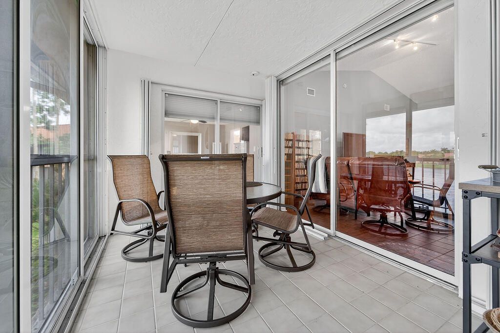 For Rent: $3,700 (2 beds, 2 baths, 1822 Square Feet)