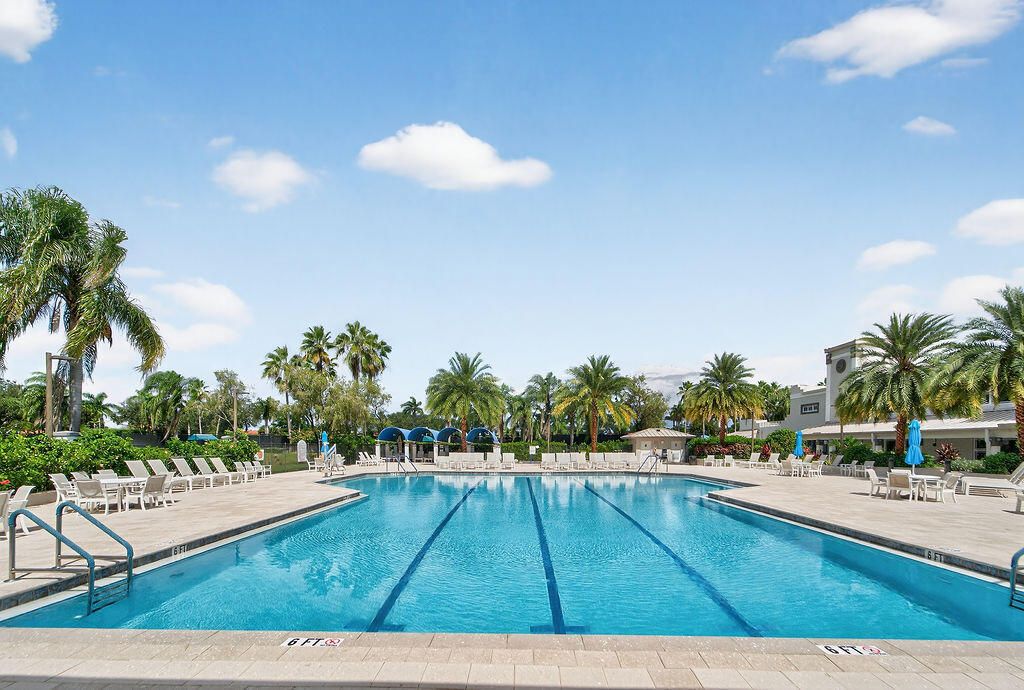 For Rent: $3,700 (2 beds, 2 baths, 1822 Square Feet)