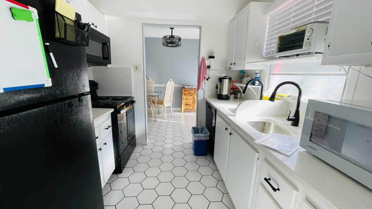 В аренду: $1,500 (2 спален, 2 ванн, 888 Квадратных фут)