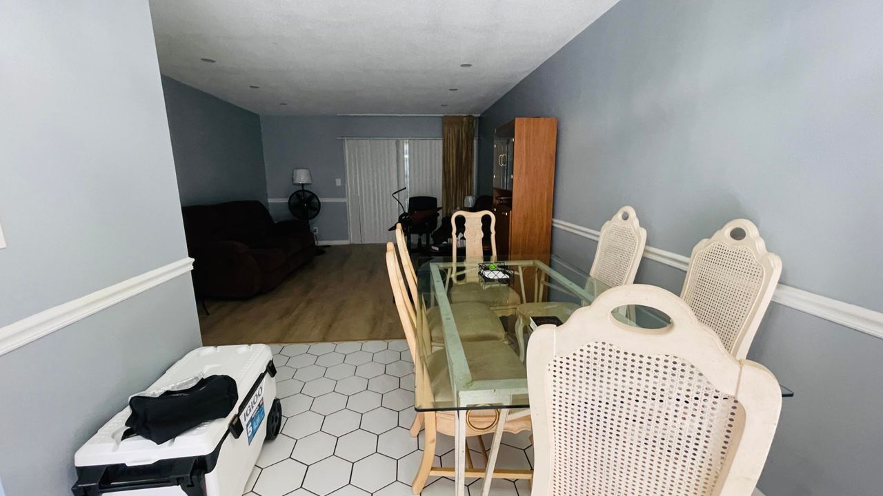 В аренду: $1,500 (2 спален, 2 ванн, 888 Квадратных фут)