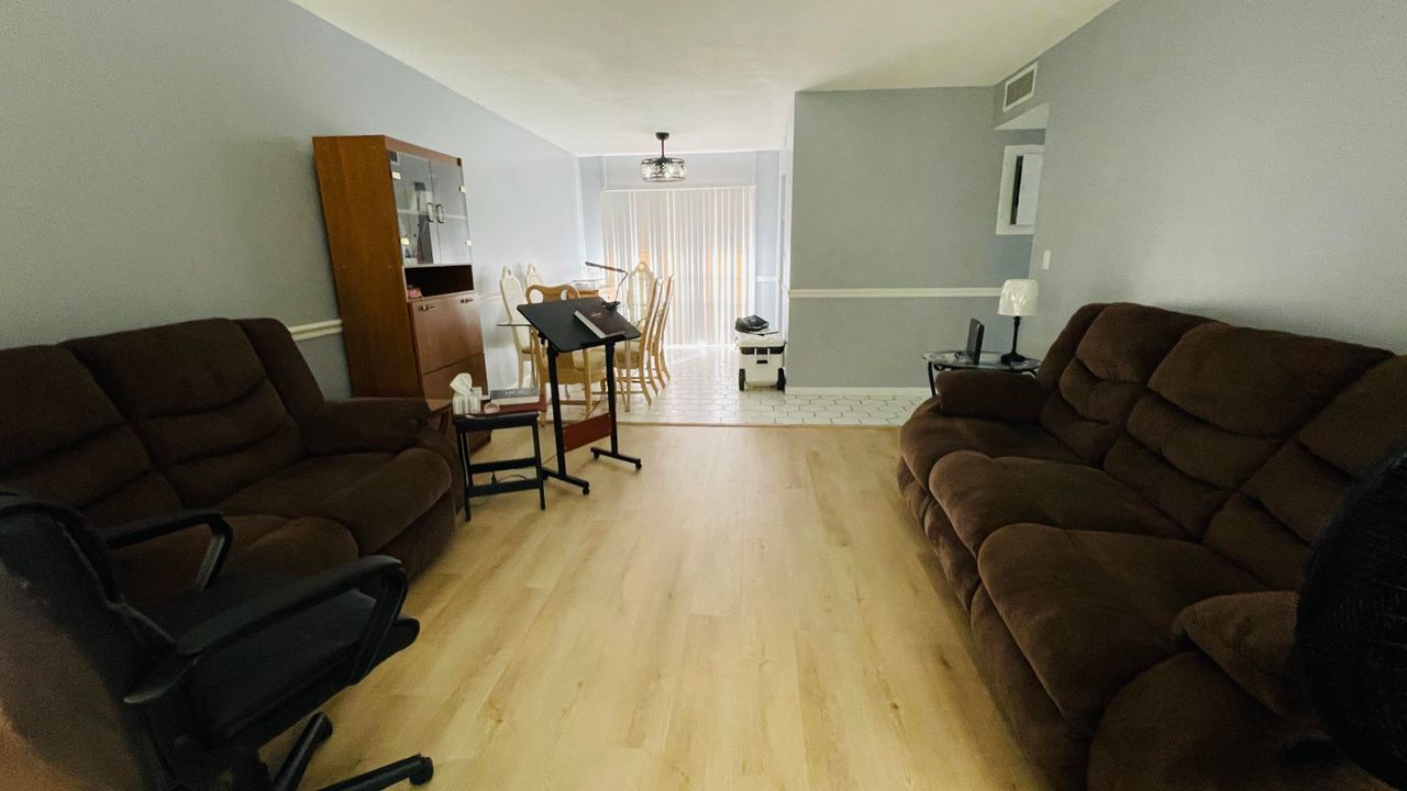 В аренду: $1,500 (2 спален, 2 ванн, 888 Квадратных фут)