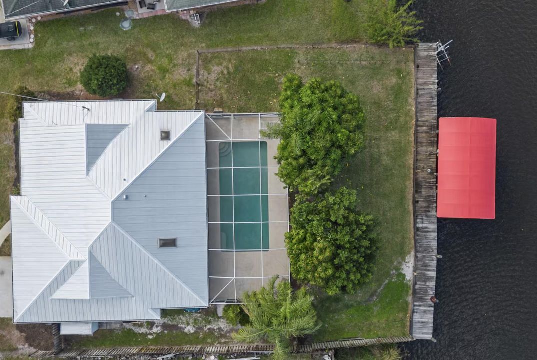 出租: $10,500 (3 贝兹, 2 浴室, 1908 平方英尺)