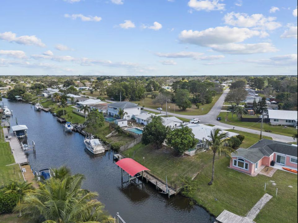 出租: $10,500 (3 贝兹, 2 浴室, 1908 平方英尺)