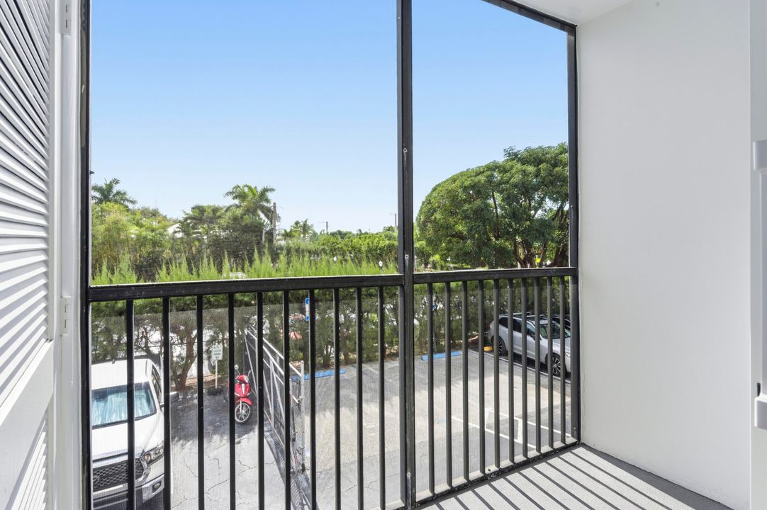 For Rent: $2,600 (1 beds, 1 baths, 673 Square Feet)