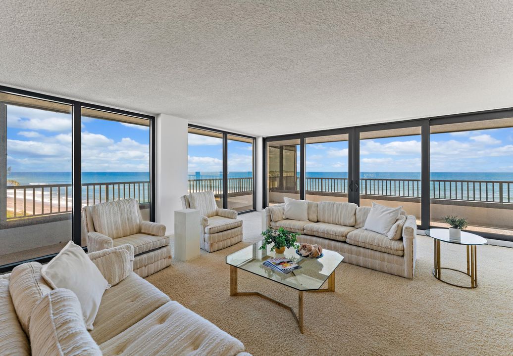 For Sale: $2,399,950 (3 beds, 2 baths, 2554 Square Feet)