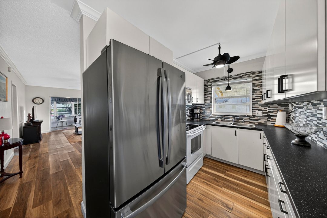 For Sale: $150,000 (2 beds, 1 baths, 750 Square Feet)