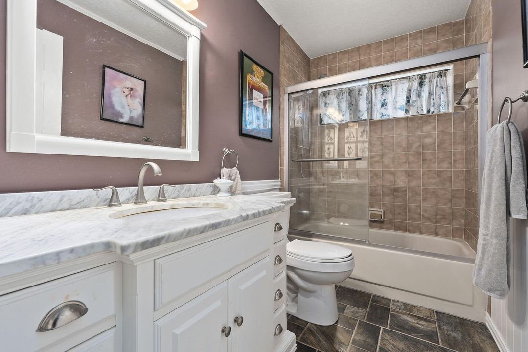 На продажу: $782,500 (4 спален, 2 ванн, 2254 Квадратных фут)