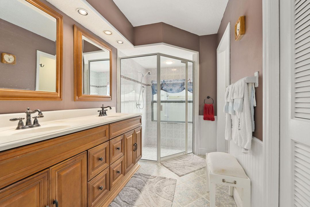 На продажу: $782,500 (4 спален, 2 ванн, 2254 Квадратных фут)