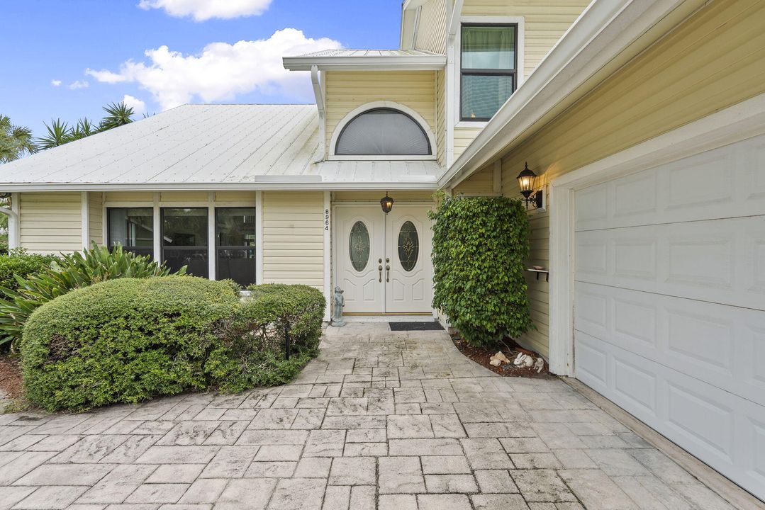 На продажу: $782,500 (4 спален, 2 ванн, 2254 Квадратных фут)