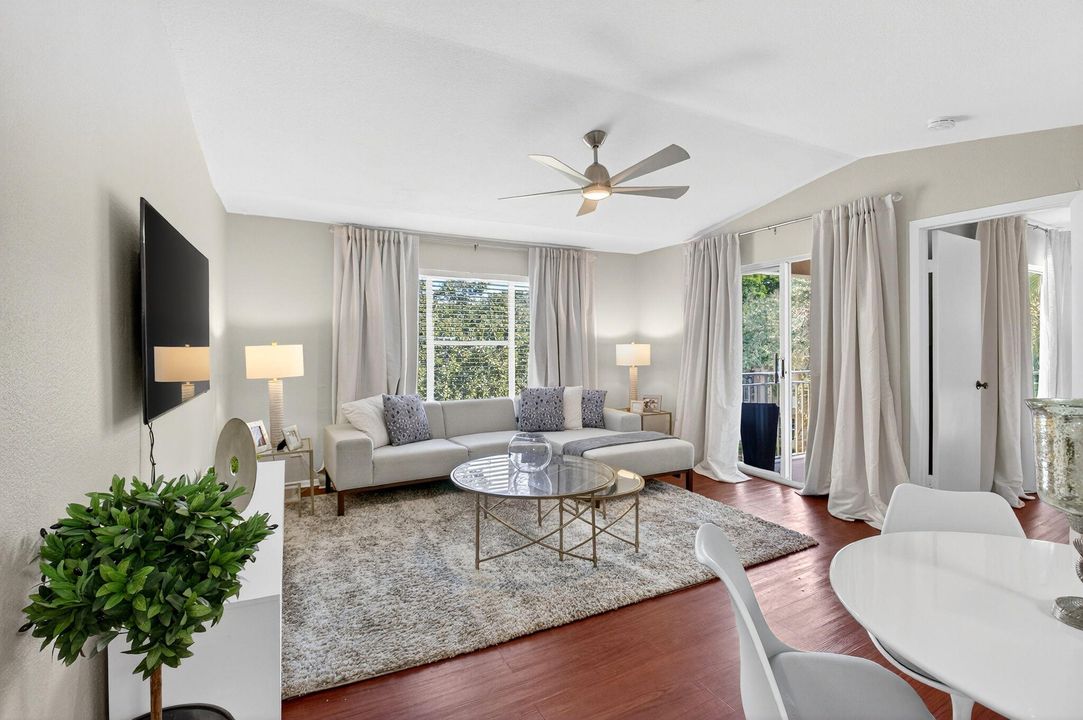 En Venta: $224,900 (1 camas, 1 baños, 586 Pies cuadrados)