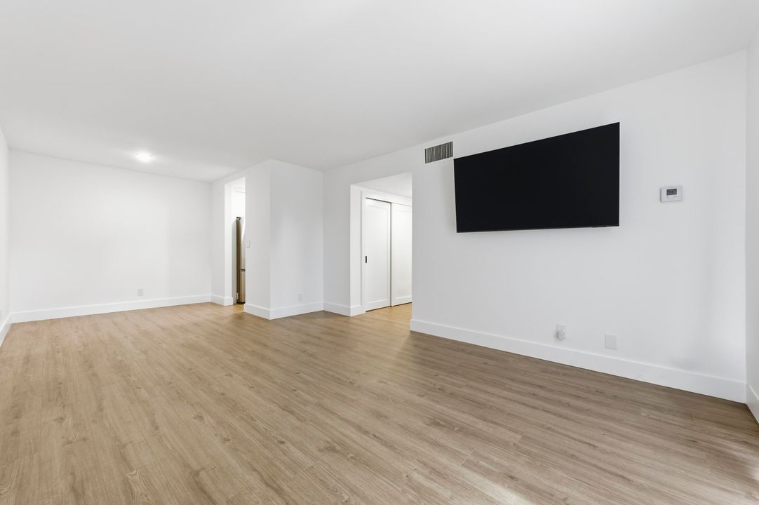 For Rent: $2,600 (1 beds, 1 baths, 673 Square Feet)