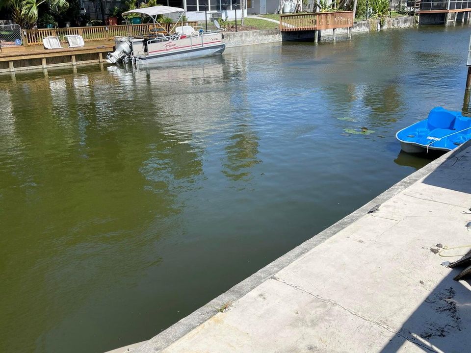 For Sale: $279,900 (2 beds, 2 baths, 1577 Square Feet)