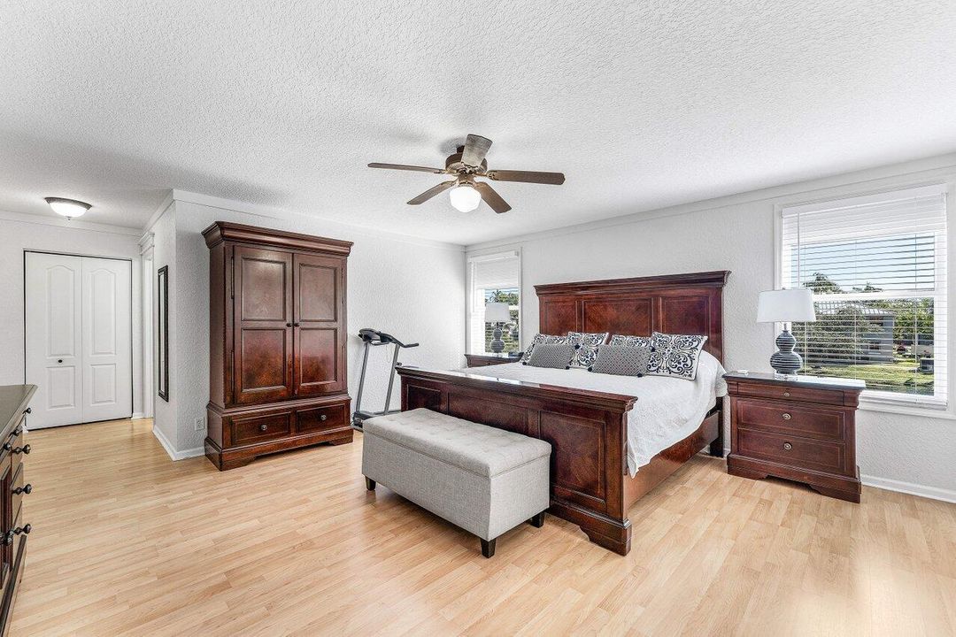 For Sale: $749,900 (4 beds, 3 baths, 3033 Square Feet)