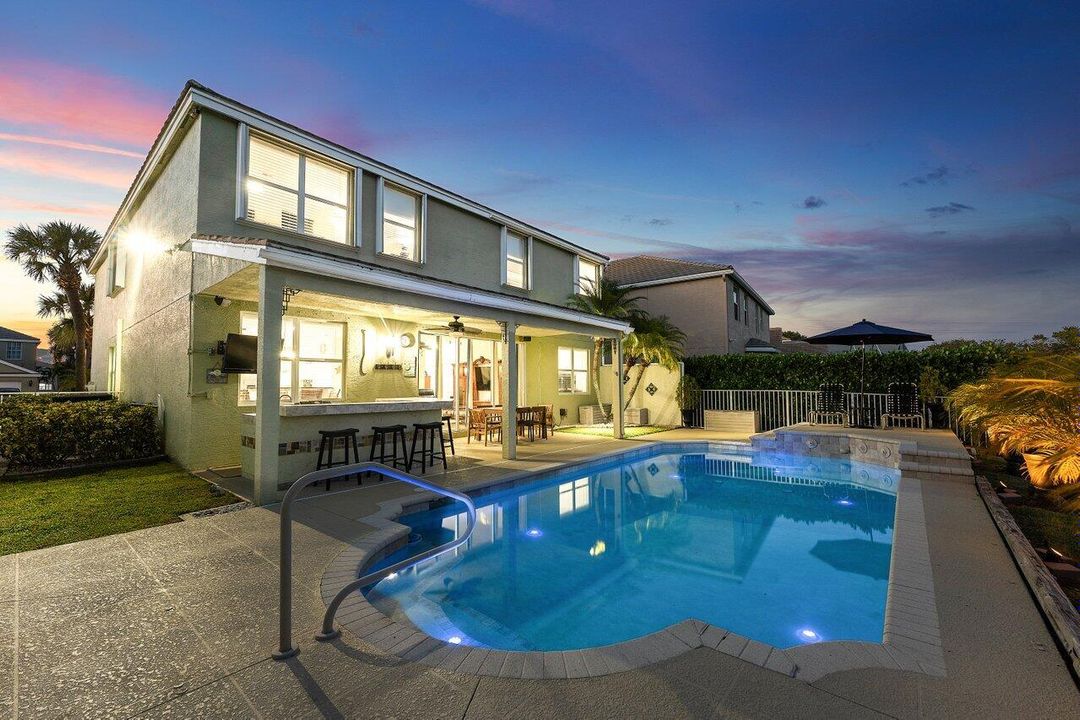 For Sale: $749,900 (4 beds, 3 baths, 3033 Square Feet)