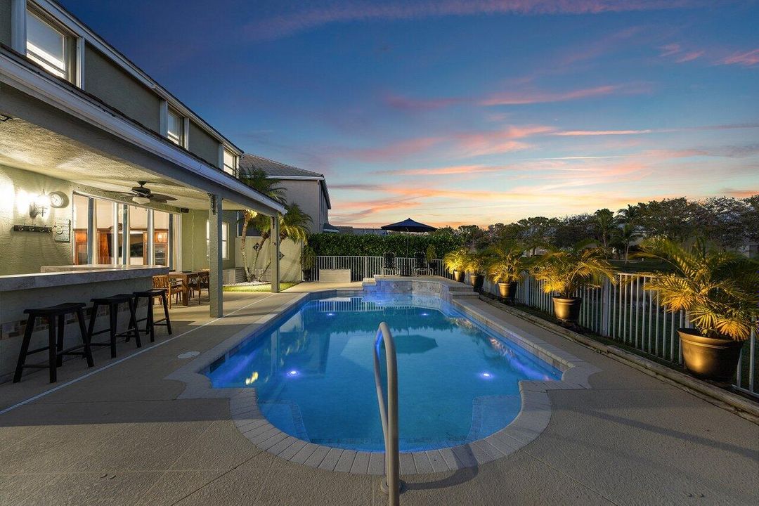 For Sale: $749,900 (4 beds, 3 baths, 3033 Square Feet)