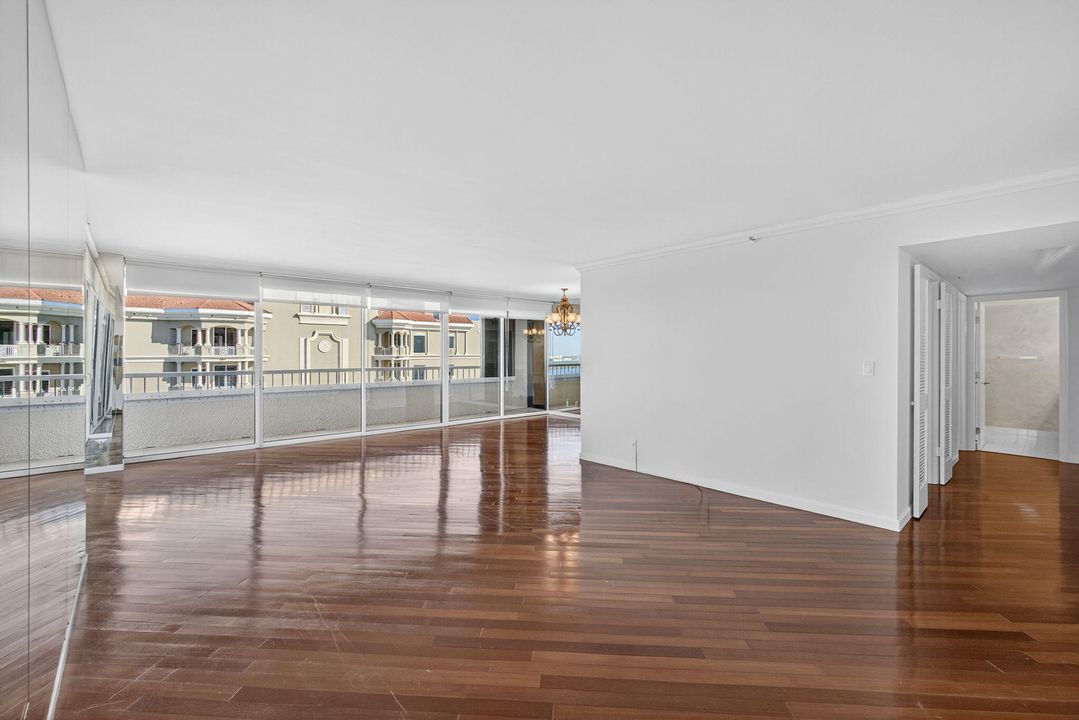 En Venta: $725,000 (2 camas, 2 baños, 1668 Pies cuadrados)