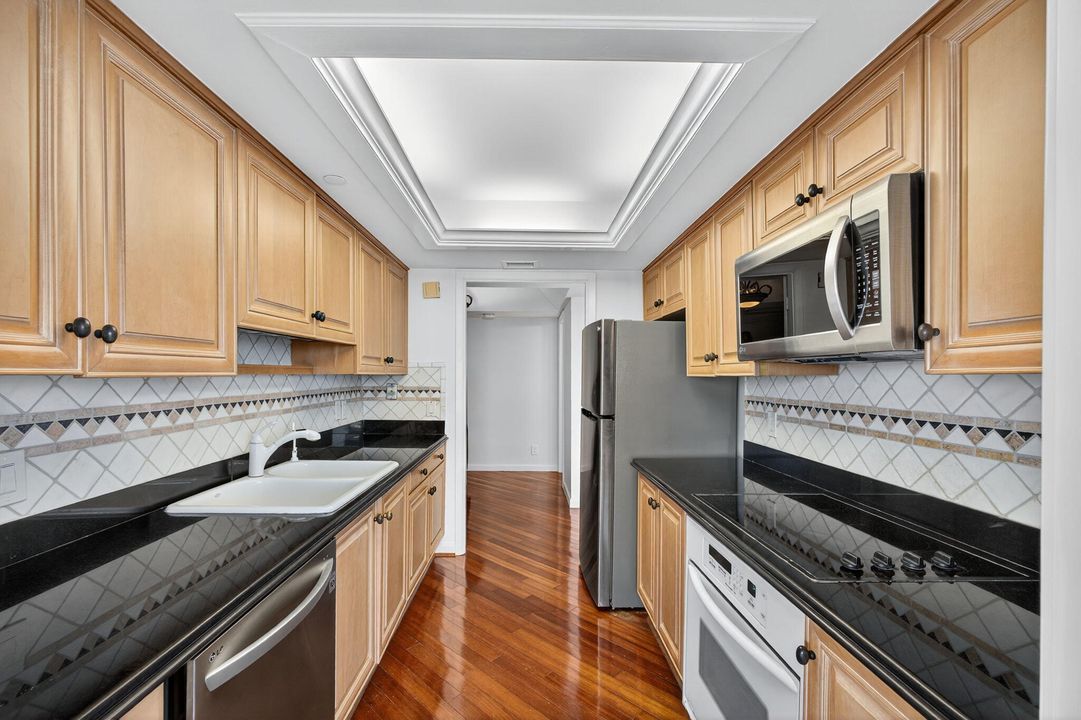 En Venta: $725,000 (2 camas, 2 baños, 1668 Pies cuadrados)