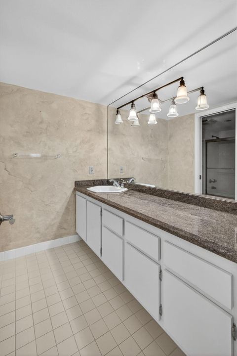 En Venta: $725,000 (2 camas, 2 baños, 1668 Pies cuadrados)