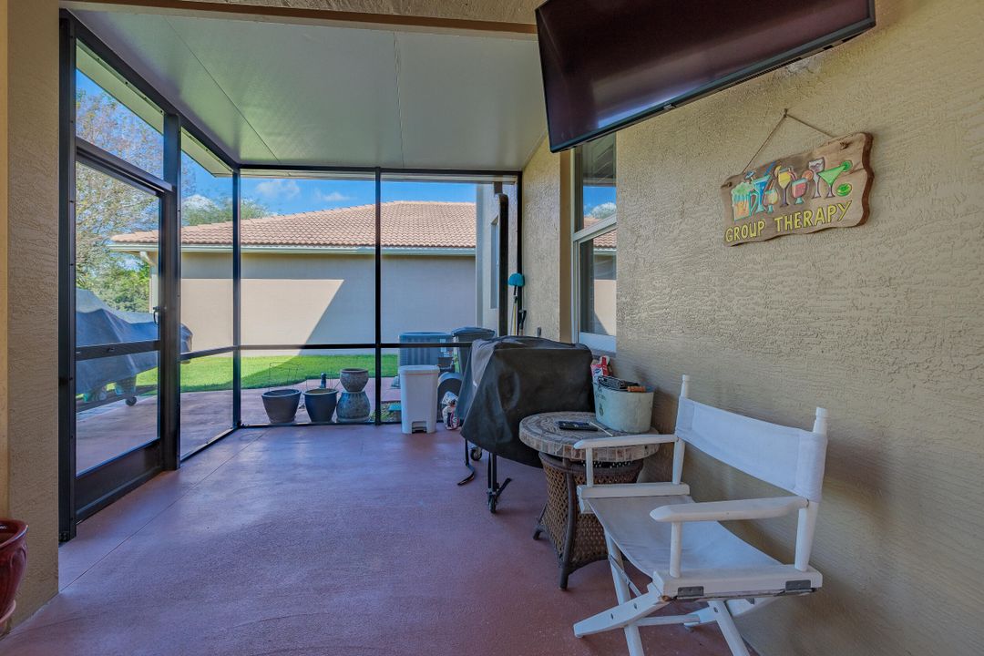 For Sale: $749,900 (4 beds, 2 baths, 2100 Square Feet)