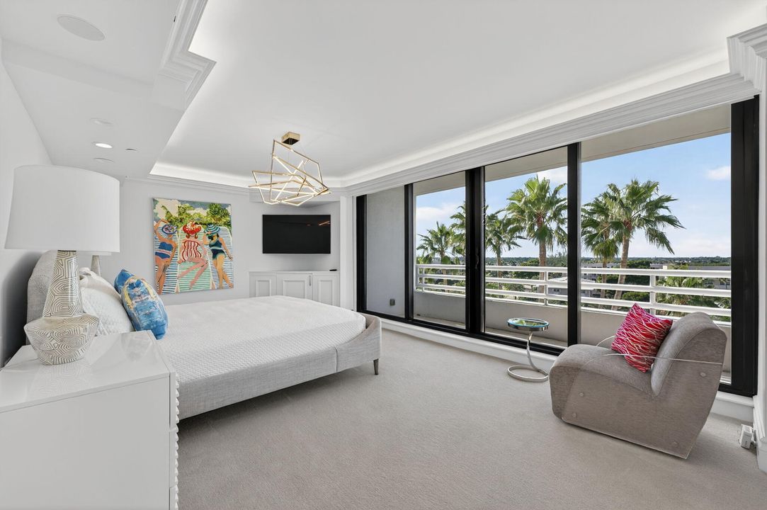 For Sale: $3,750,000 (3 beds, 3 baths, 2792 Square Feet)