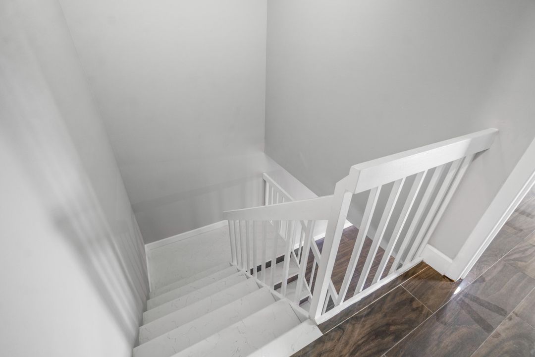 For Rent: $2,700 (2 beds, 2 baths, 1236 Square Feet)