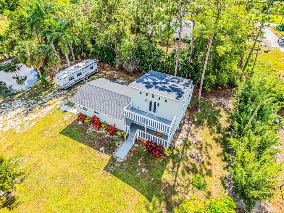 For Sale: $529,000 (3 beds, 2 baths, 1392 Square Feet)