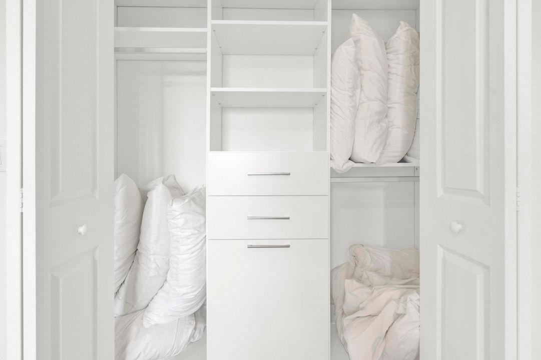 待售: $565,000 (4 贝兹, 2 浴室, 1750 平方英尺)