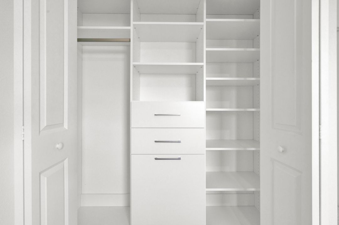 待售: $565,000 (4 贝兹, 2 浴室, 1750 平方英尺)