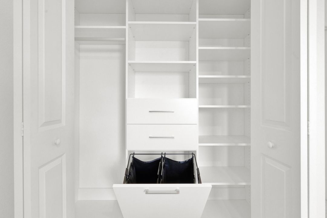 待售: $565,000 (4 贝兹, 2 浴室, 1750 平方英尺)