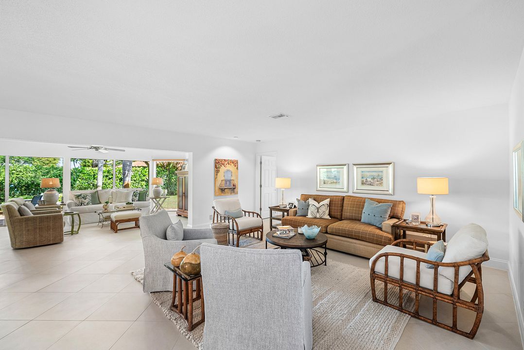 待售: $609,900 (3 贝兹, 2 浴室, 2129 平方英尺)