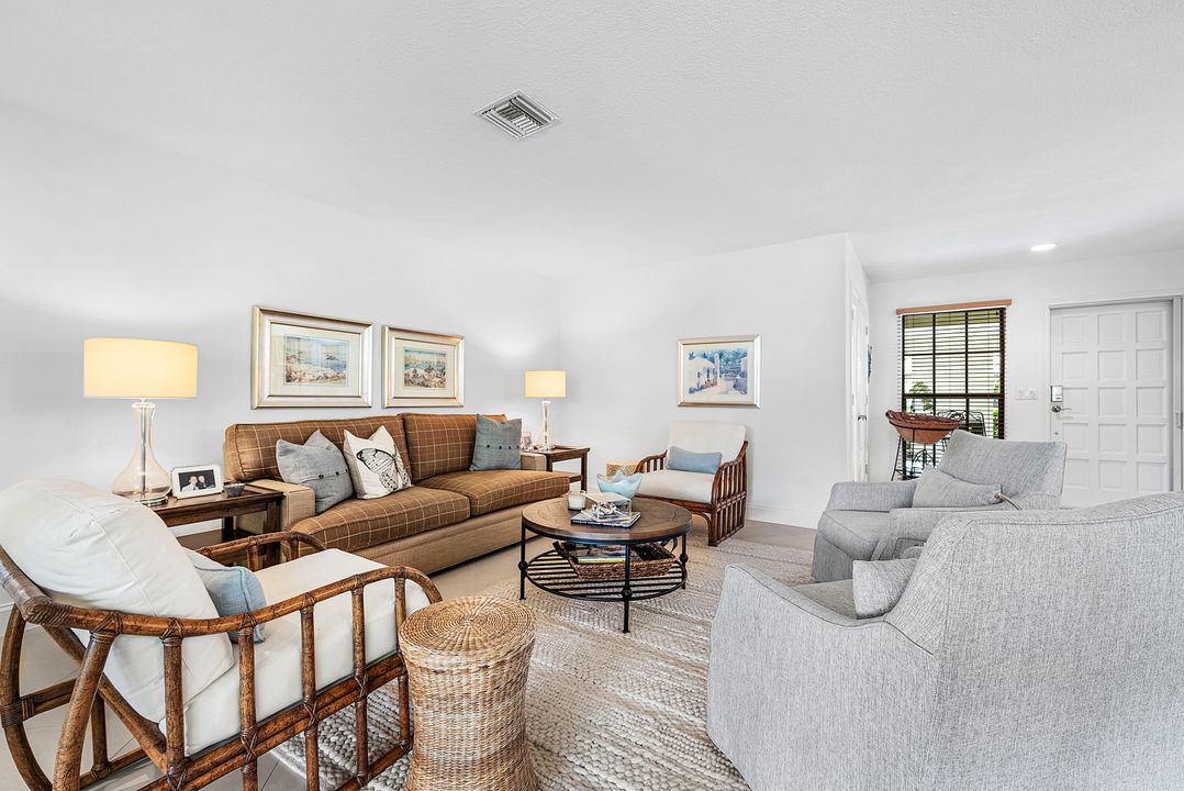 待售: $609,900 (3 贝兹, 2 浴室, 2129 平方英尺)