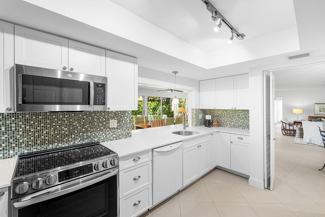 待售: $609,900 (3 贝兹, 2 浴室, 2129 平方英尺)