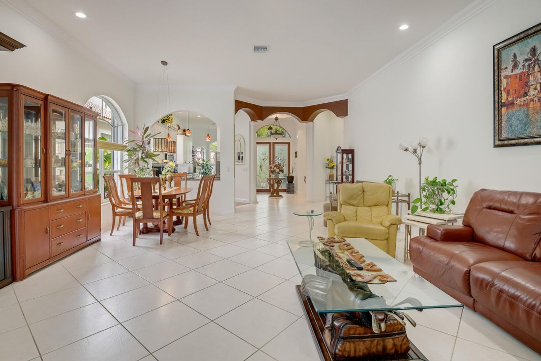 For Rent: $5,500 (3 beds, 2 baths, 2240 Square Feet)