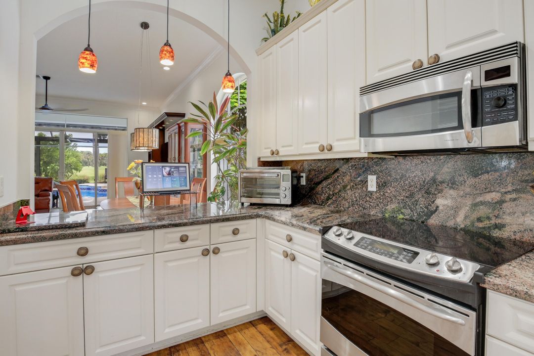 For Rent: $5,500 (3 beds, 2 baths, 2240 Square Feet)