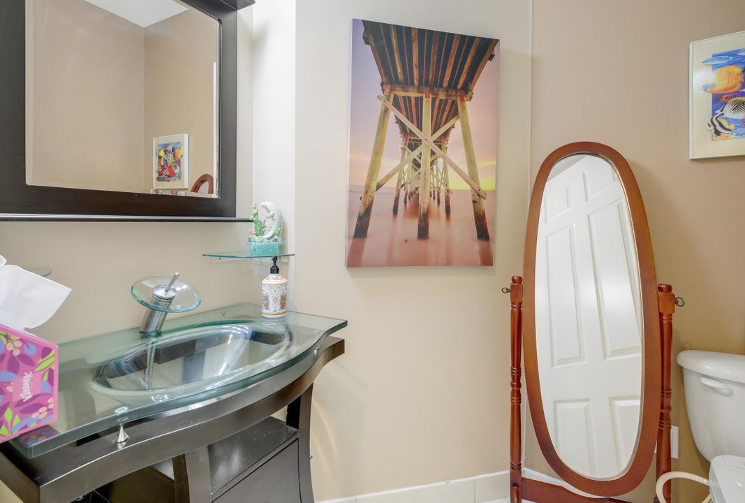 For Rent: $5,500 (3 beds, 2 baths, 2240 Square Feet)