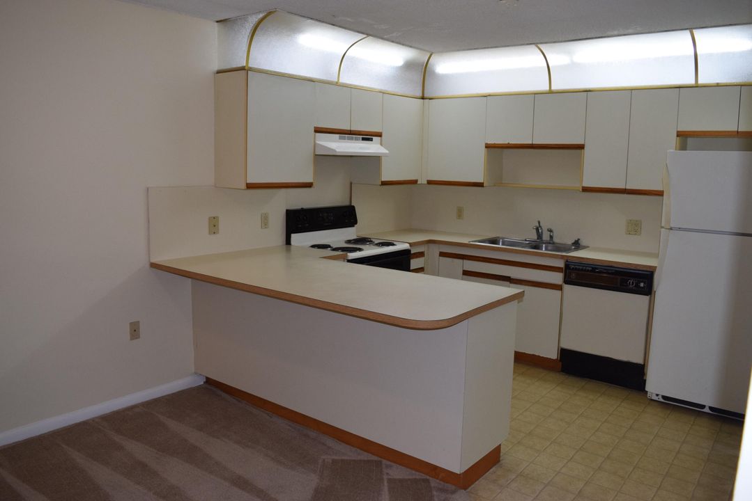 В аренду: $1,950 (2 спален, 2 ванн, 1512 Квадратных фут)