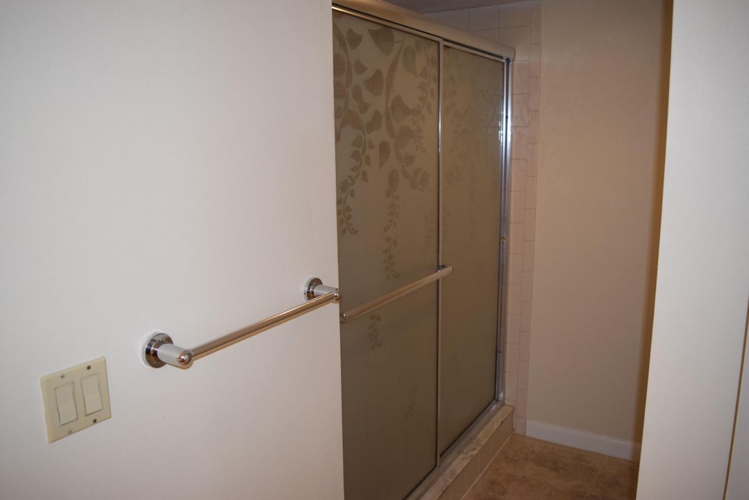 В аренду: $1,950 (2 спален, 2 ванн, 1512 Квадратных фут)