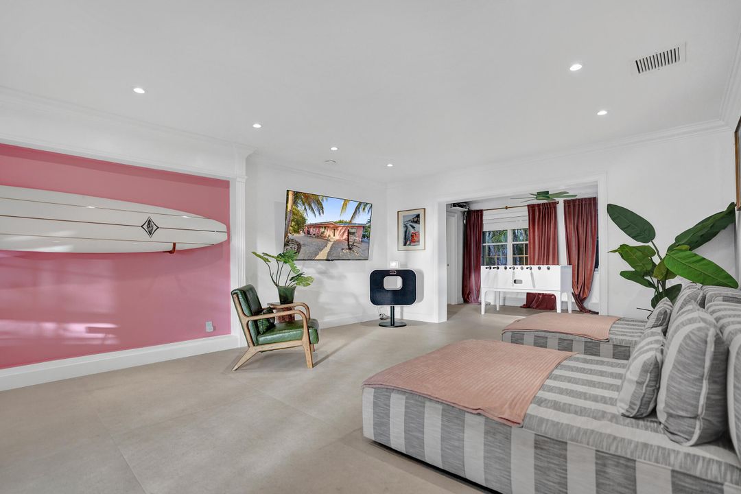 En Venta: $1,795,000 (3 camas, 2 baños, 1737 Pies cuadrados)